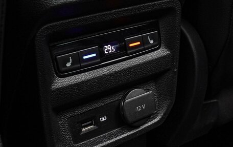 Volkswagen Tiguan II, 2019 год, 2 990 000 рублей, 21 фотография