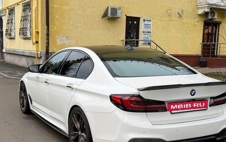 BMW 5 серия, 2017 год, 4 550 000 рублей, 4 фотография