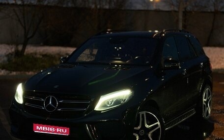 Mercedes-Benz GLE, 2015 год, 4 000 000 рублей, 1 фотография