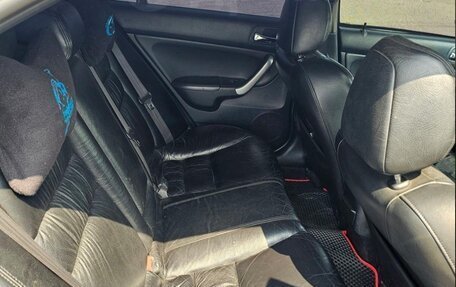 Honda Accord VII рестайлинг, 2005 год, 850 000 рублей, 8 фотография