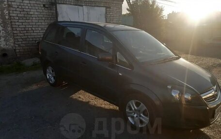 Opel Zafira B, 2011 год, 650 000 рублей, 6 фотография
