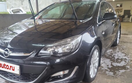 Opel Astra J, 2014 год, 1 050 000 рублей, 10 фотография