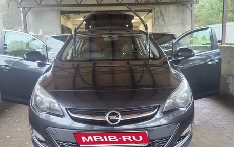 Opel Astra J, 2014 год, 1 050 000 рублей, 8 фотография
