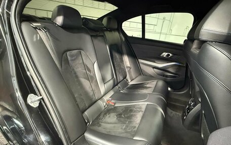 BMW 3 серия, 2019 год, 2 930 000 рублей, 27 фотография