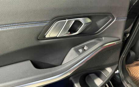 BMW 3 серия, 2019 год, 2 930 000 рублей, 20 фотография