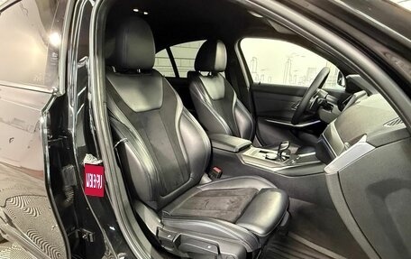 BMW 3 серия, 2019 год, 2 930 000 рублей, 30 фотография