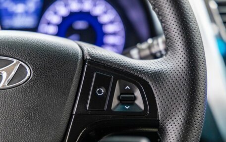 Hyundai Solaris II рестайлинг, 2012 год, 848 000 рублей, 27 фотография