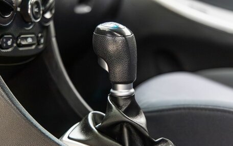 Hyundai Solaris II рестайлинг, 2012 год, 848 000 рублей, 34 фотография