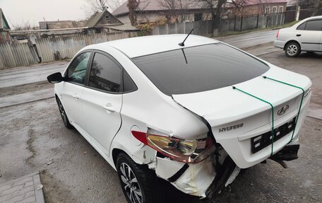 Hyundai Solaris II рестайлинг, 2013 год, 340 000 рублей, 6 фотография