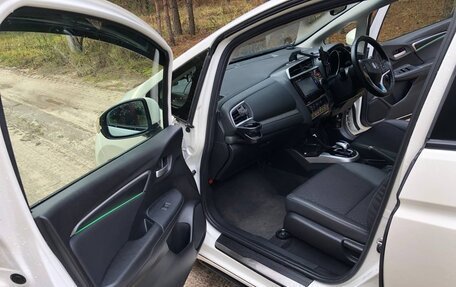 Honda Fit III, 2014 год, 1 050 000 рублей, 11 фотография