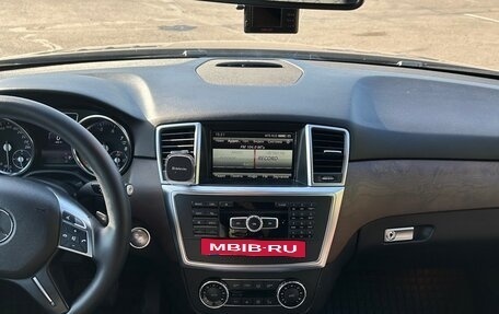 Mercedes-Benz M-Класс, 2014 год, 2 700 000 рублей, 29 фотография