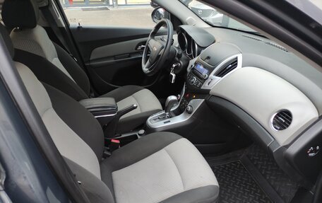 Chevrolet Cruze II, 2013 год, 780 000 рублей, 7 фотография