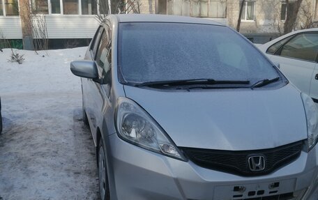 Honda Fit III, 2013 год, 900 000 рублей, 5 фотография