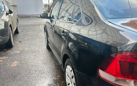 Volkswagen Polo VI (EU Market), 2011 год, 700 000 рублей, 5 фотография