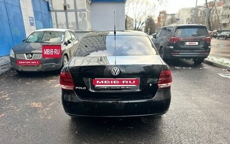 Volkswagen Polo VI (EU Market), 2011 год, 700 000 рублей, 4 фотография