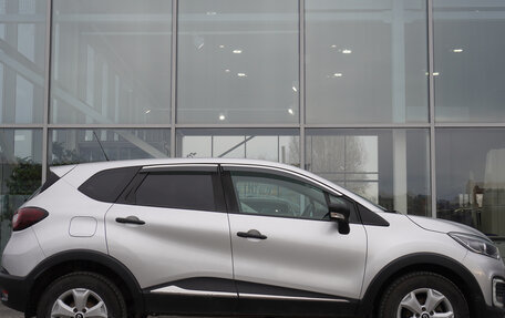 Renault Kaptur I рестайлинг, 2017 год, 1 422 000 рублей, 4 фотография