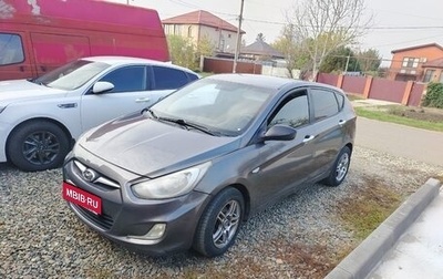 Hyundai Solaris II рестайлинг, 2011 год, 550 000 рублей, 1 фотография