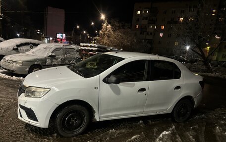 Renault Logan II, 2019 год, 320 000 рублей, 4 фотография