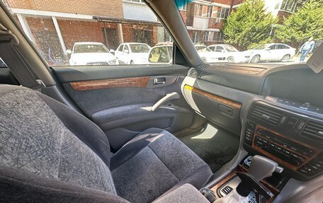 Nissan Gloria XI, 1999 год, 410 000 рублей, 11 фотография