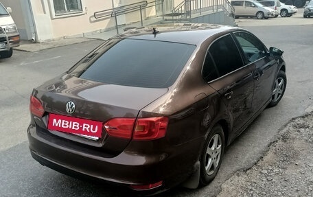 Volkswagen Jetta VI, 2014 год, 900 000 рублей, 5 фотография