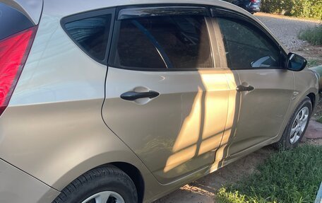 Hyundai Solaris II рестайлинг, 2013 год, 500 000 рублей, 8 фотография