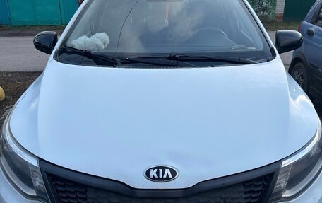 KIA Rio III рестайлинг, 2015 год, 550 000 рублей, 1 фотография