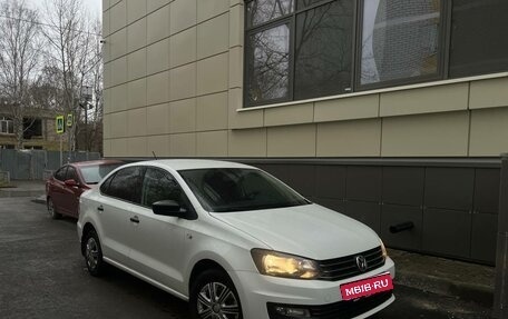 Volkswagen Polo VI (EU Market), 2018 год, 885 000 рублей, 1 фотография