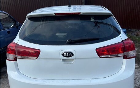 KIA Rio III рестайлинг, 2015 год, 550 000 рублей, 2 фотография