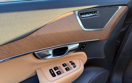 Volvo XC90 II рестайлинг, 2017 год, 3 980 000 рублей, 12 фотография