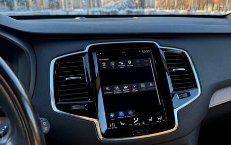 Volvo XC90 II рестайлинг, 2017 год, 3 980 000 рублей, 22 фотография