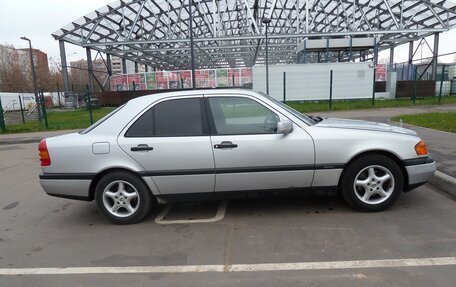 Mercedes-Benz C-Класс, 1994 год, 490 000 рублей, 6 фотография