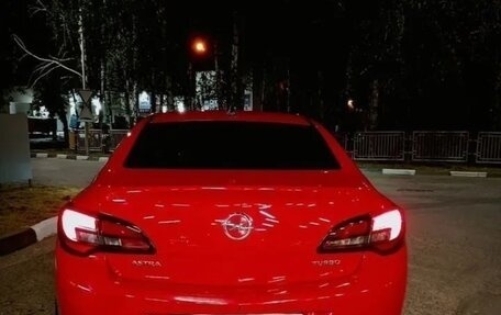 Opel Astra J, 2013 год, 699 900 рублей, 2 фотография