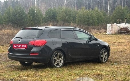 Opel Astra J, 2011 год, 470 000 рублей, 5 фотография