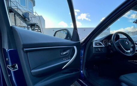 BMW 3 серия, 2017 год, 1 500 000 рублей, 10 фотография