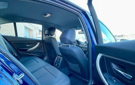 BMW 3 серия, 2017 год, 1 500 000 рублей, 18 фотография