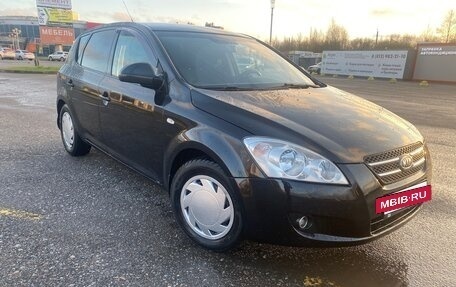 KIA cee'd I рестайлинг, 2009 год, 520 000 рублей, 3 фотография