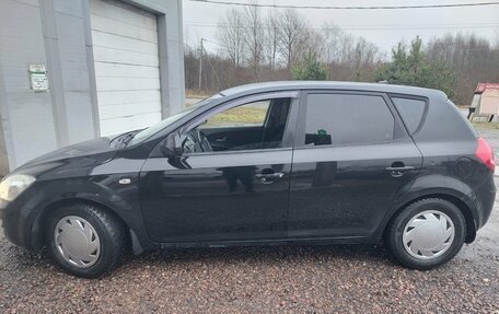 KIA cee'd I рестайлинг, 2009 год, 520 000 рублей, 16 фотография