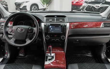 Toyota Camry, 2013 год, 1 499 000 рублей, 11 фотография