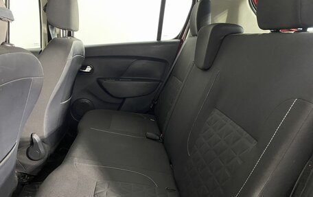 Renault Sandero II рестайлинг, 2016 год, 950 000 рублей, 13 фотография