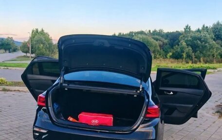 KIA Cerato IV, 2018 год, 1 600 000 рублей, 9 фотография