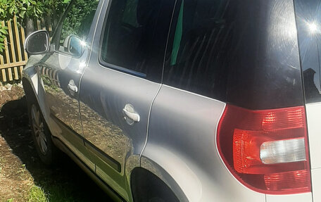 Skoda Yeti I рестайлинг, 2012 год, 799 000 рублей, 2 фотография