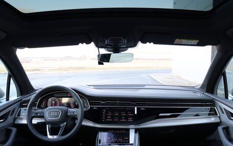 Audi Q7, 2025 год, 14 800 000 рублей, 13 фотография