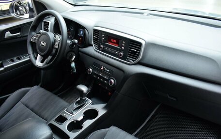 KIA Sportage IV рестайлинг, 2020 год, 2 205 000 рублей, 16 фотография