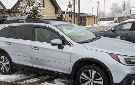 Subaru Outback IV рестайлинг, 2017 год, 2 490 000 рублей, 1 фотография