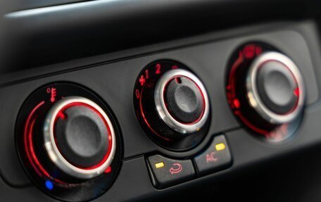 Volkswagen Polo VI (EU Market), 2014 год, 938 000 рублей, 26 фотография