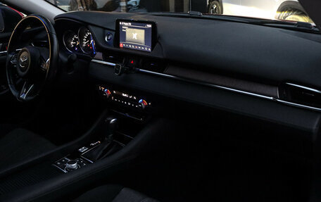 Mazda 6, 2022 год, 2 930 000 рублей, 9 фотография