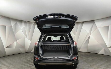 Toyota RAV4, 2018 год, 2 497 000 рублей, 11 фотография