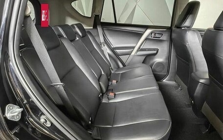 Toyota RAV4, 2018 год, 2 497 000 рублей, 15 фотография