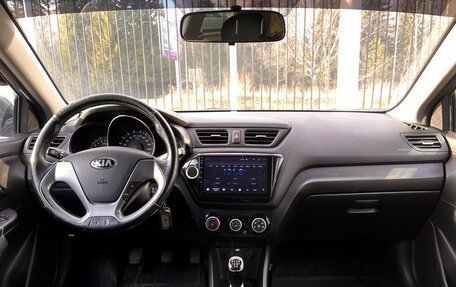 KIA Rio III рестайлинг, 2015 год, 999 000 рублей, 10 фотография