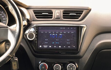 KIA Rio III рестайлинг, 2015 год, 999 000 рублей, 18 фотография